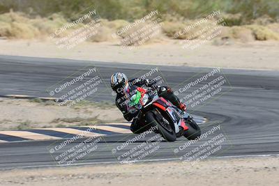 media/Nov-16-2025-Race Pace (Sun) [[8c5fa54630]]/Non Verified Riders (1st 20 Minutes)/2-Turn 10 (1010am)/